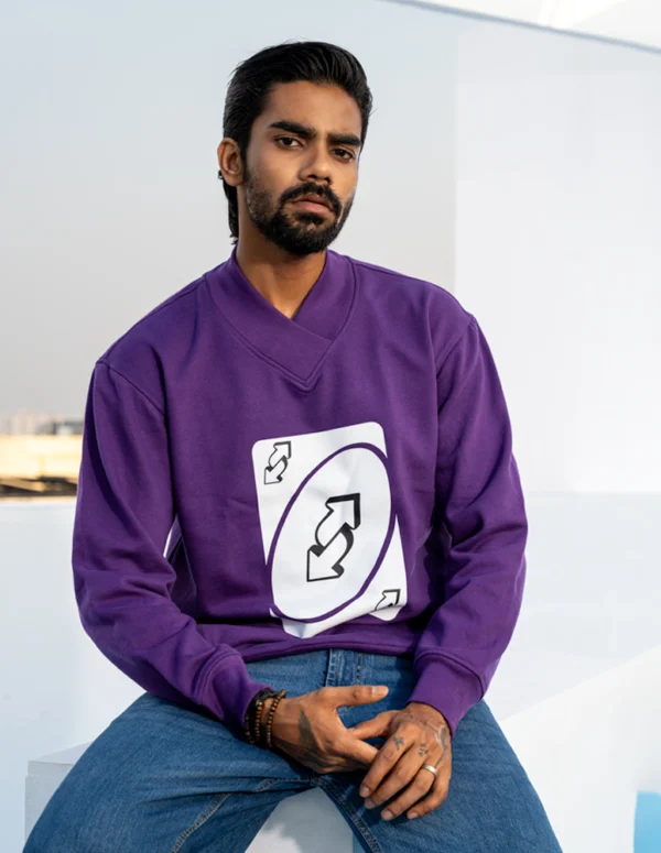 Vanguard Neck Sweatshirt