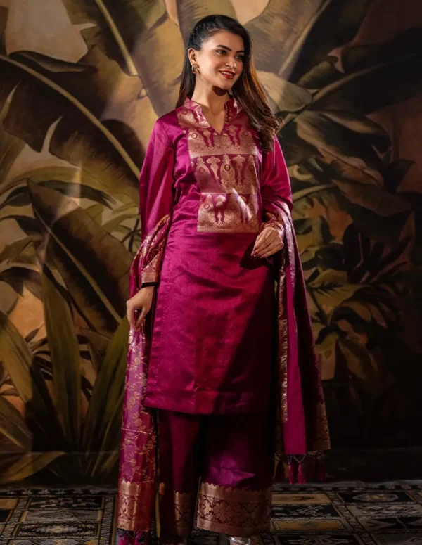 Katan - Tersal & Pearl work in Dupatta